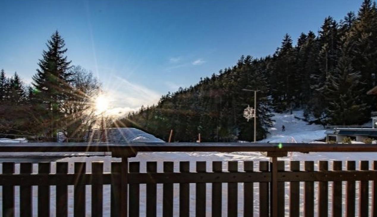 Bel 3 Pièces Au Pied Des Pistes De *